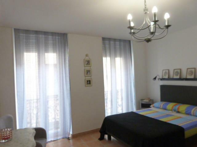 A L'Ombre De La Cathedrale Apartment Narbonne Exterior photo